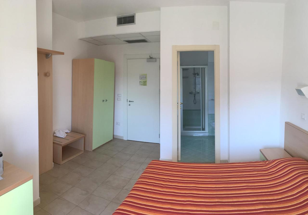 Claudia Residence Alba Adriatica Luaran gambar